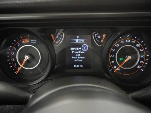 Certified 2024 Jeep Wrangler Sport image 26