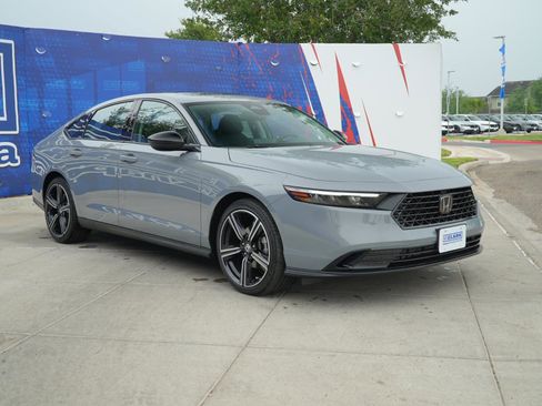 New 2026 Honda Accord SE image 3