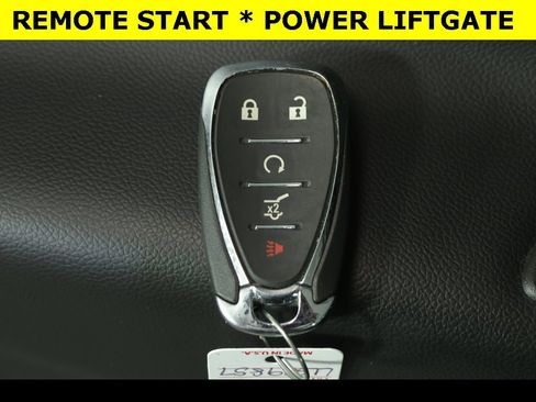 Used 2020 Chevrolet Equinox LT w/ Driver Convenience Package image 8