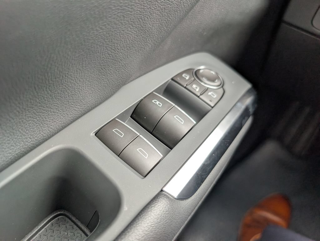New 2026 Chevrolet Traverse RS FWD image 23