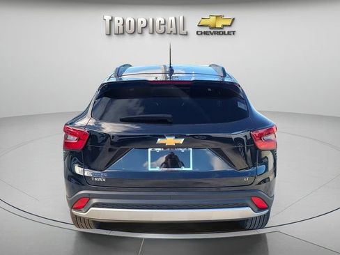 New 2026 Chevrolet Trax LT w/ Driver Confidence Package FWD image 3
