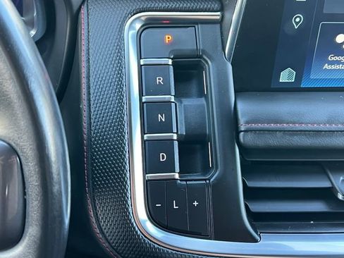 Used 2022 Chevrolet Tahoe RST AWD/4WD image 34