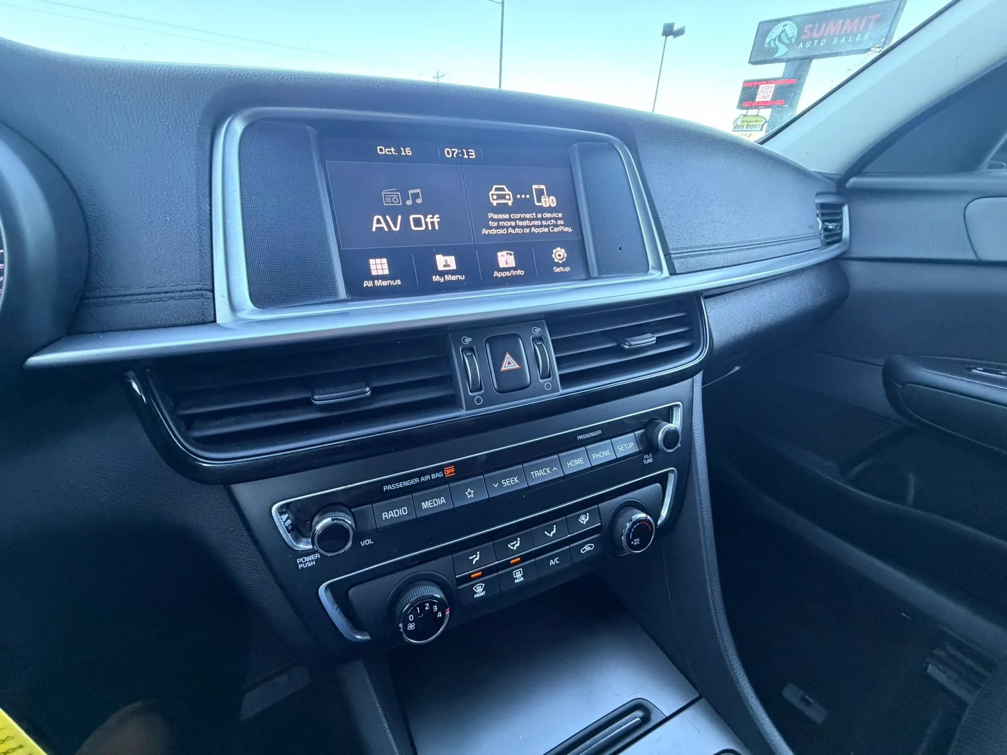 Used 2020 Kia Optima LX FWD image 16