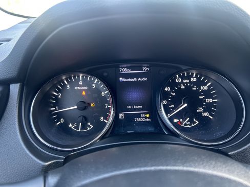 Used 2018 Nissan Rogue Sport SV w/ SV All-Weather Package image 19