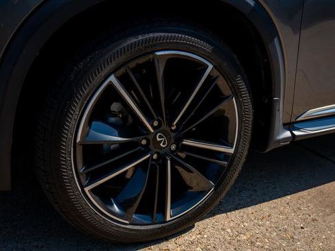 Used 2023 INFINITI QX55 Essential w/ Accent Package image 14