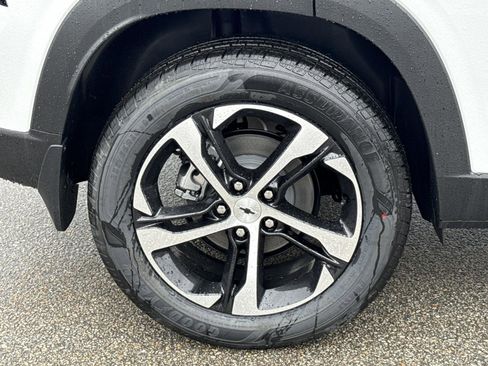 New 2026 Chevrolet Trax RS image 5