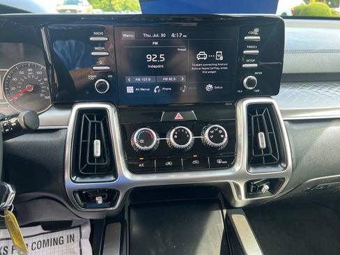 Used 2021 Kia Sorento LX AWD/4WD image 29