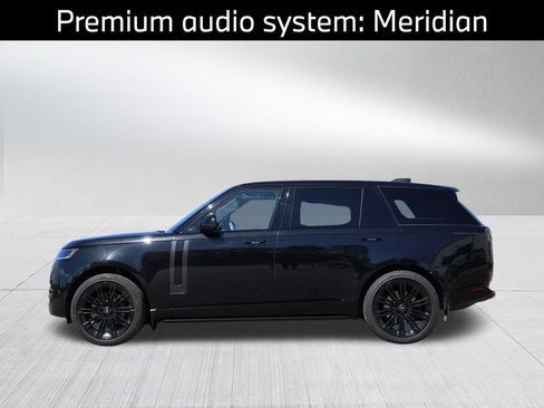 Used 2023 Land Rover Range Rover Long Wheelbase SE AWD/4WD image 5