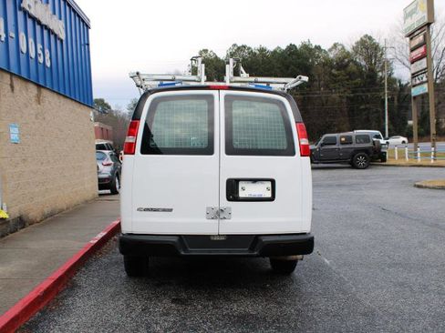 Used 2020 Chevrolet Express 2500 RWD 2500 135 w/ Driver Convenience Package image 5