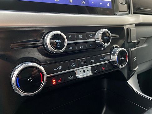 Used 2022 Ford F150 XLT w/ Equipment Group 302A High image 43