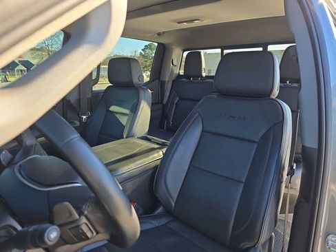 Used 2024 GMC Sierra 1500 Denali w/ Technology Package image 14