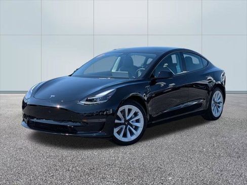 Used 2022 Tesla Model 3 Long Range AWD/4WD image 1