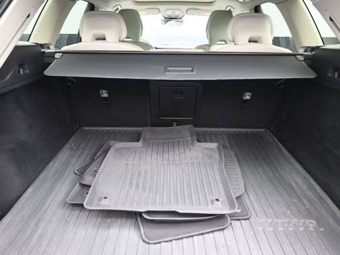 Used 2023 Volvo XC60 B5 Plus w/ Protection Package Premier FWD image 31