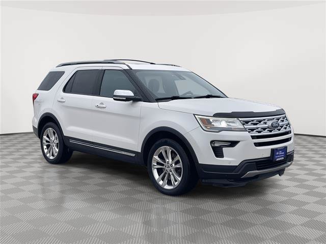 Certified 2019 Ford Explorer XLT w/ Equipment Group 202A FWD image 5
