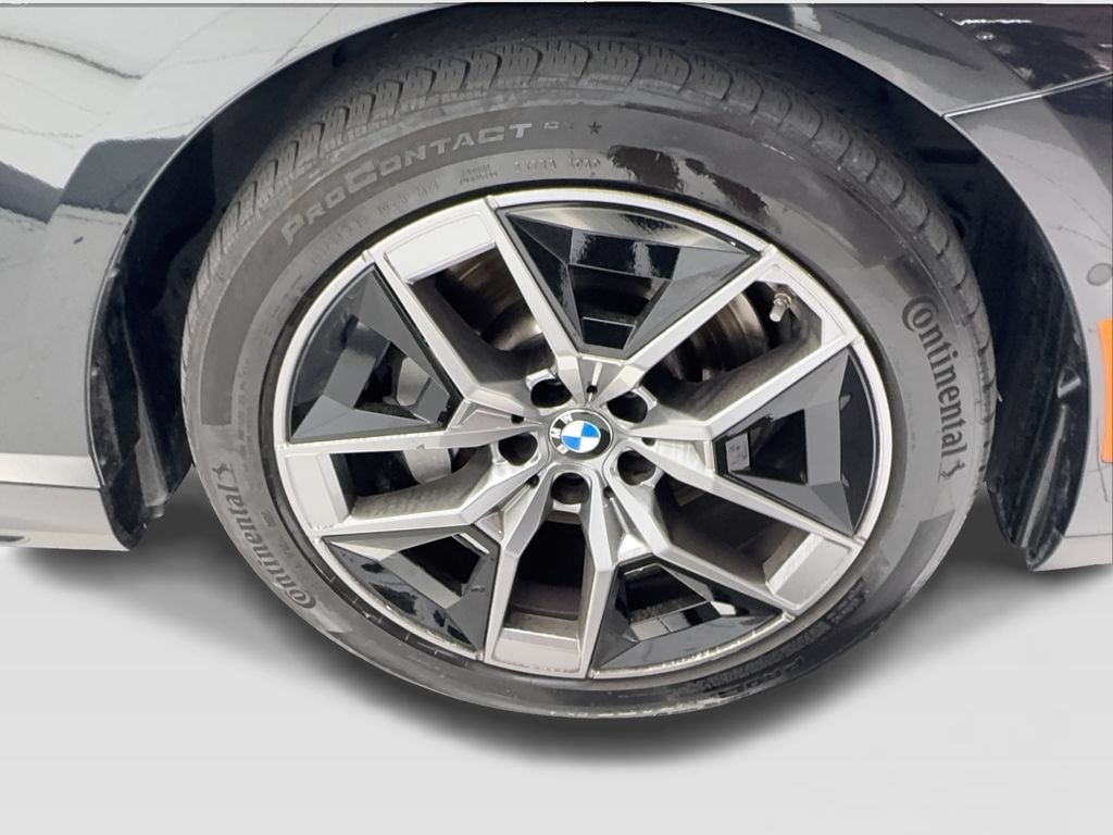 Used 2026 BMW 530i RWD image 14