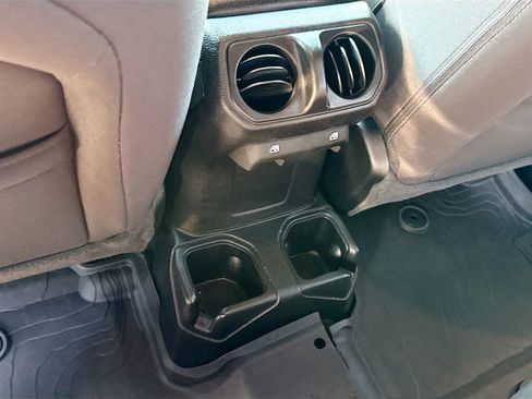 Used 2022 Jeep Wrangler Unlimited Willys image 28
