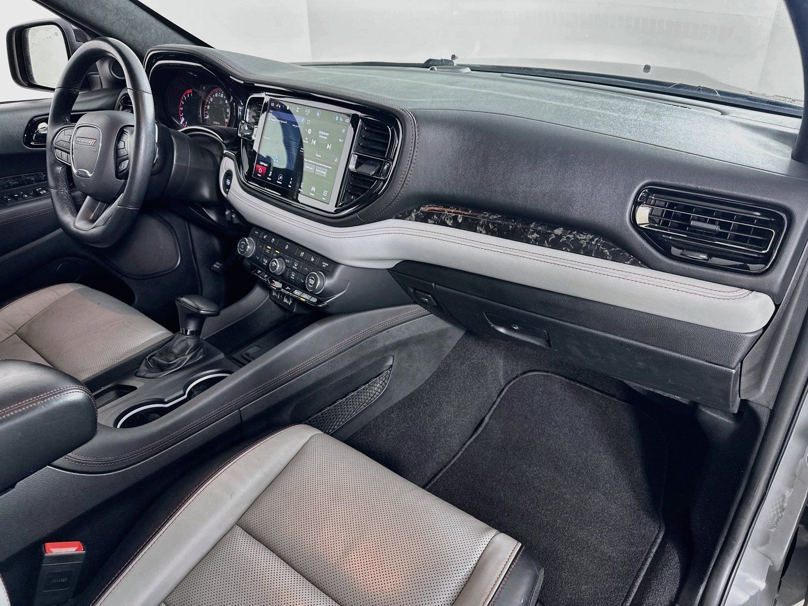 Used 2023 Dodge Durango R/T RWD image 32