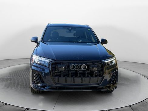 Certified 2025 Audi Q7 3.0T Prestige image 2