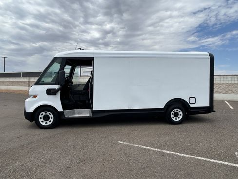 Used 2023 Chevrolet Brightdrop 600 w/ Active Safety Package 2 AWD/4WD image 2