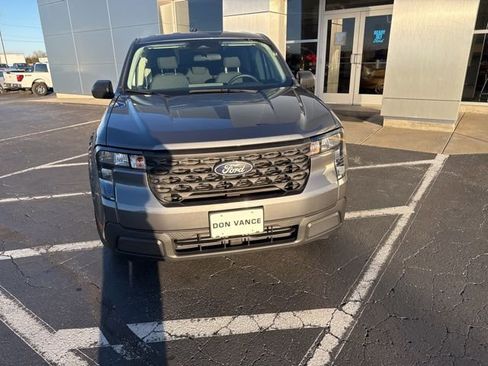 Used 2025 Ford Maverick XL image 9