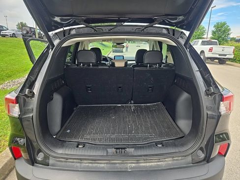 Used 2022 Ford Escape Titanium AWD/4WD image 10