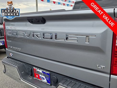 Used 2023 Chevrolet Silverado 1500 LT AWD/4WD image 31