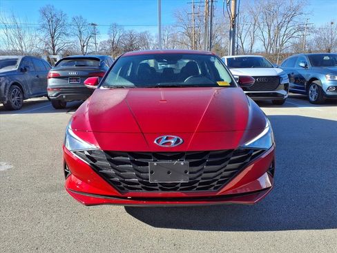 Used 2022 Hyundai Elantra SEL image 2