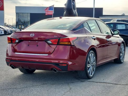 Used 2023 Nissan Altima 2.5 SL image 3