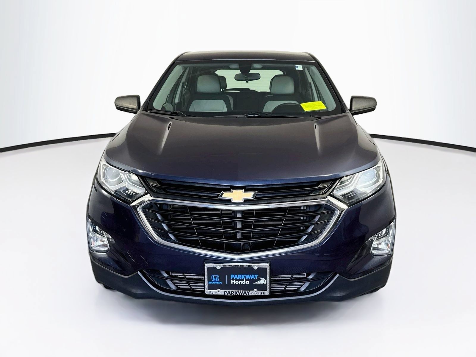 Used 2019 Chevrolet Equinox LS AWD/4WD image 2