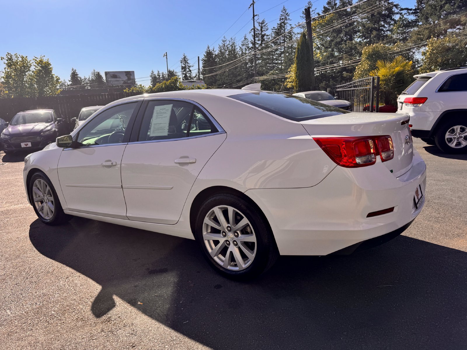 Used 2015 Chevrolet Malibu LT FWD image 5