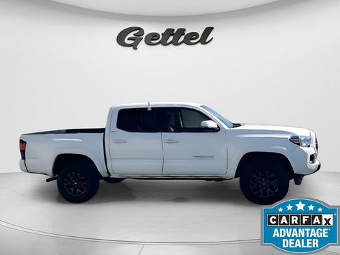 Used 2023 Toyota Tacoma SR5 w/ Technology Package image 9
