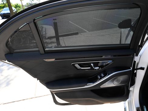 Used 2024 Mercedes-Benz S 63 AMG S image 38