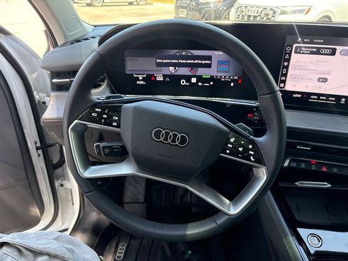 Used 2026 Audi Q3 quattro 2.0T AWD/4WD image 21