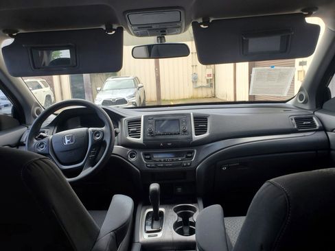 Used 2018 Honda Ridgeline Sport image 24