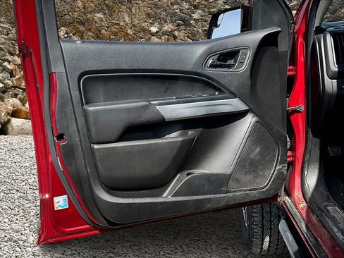 Used 2018 Chevrolet Colorado ZR2 image 21