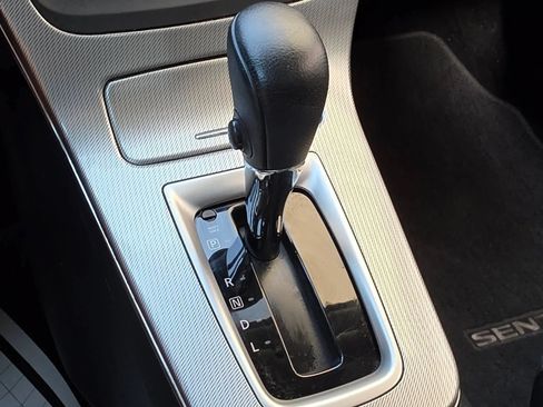 Used 2015 Nissan Sentra SR FWD image 26