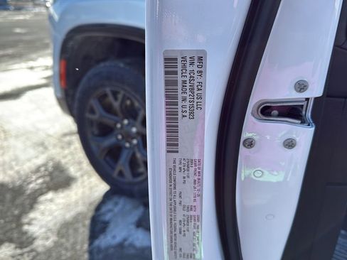 New 2026 Jeep Grand Wagoneer Limited w/ Premium Group II image 36