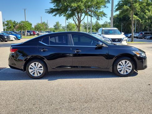 Certified 2024 Nissan Sentra S FWD image 4