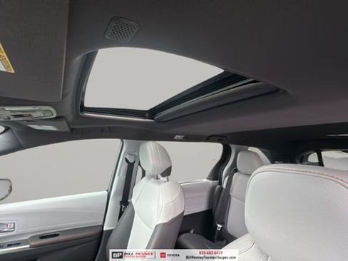 Used 2024 Toyota Sienna XSE image 12