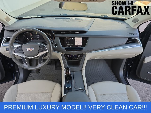 Used 2021 Cadillac XT5 Premium Luxury FWD image 17