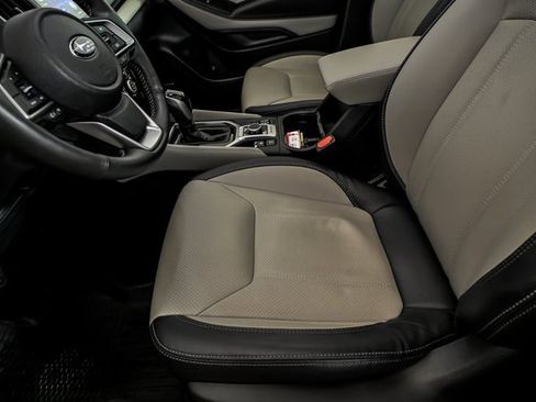 Used 2023 Subaru Forester Limited image 12