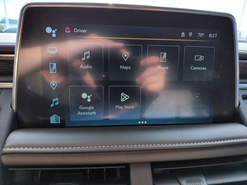 Used 2023 Chevrolet Tahoe LT w/ Luxury Package AWD/4WD image 19