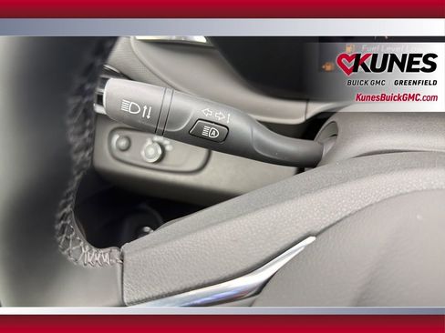 New 2026 Buick Envista Sport Touring w/ Convenience I Package image 32