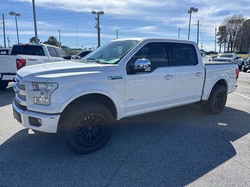 Used 2016 Ford F150 Platinum w/ Equipment Group 701A Luxury image 3