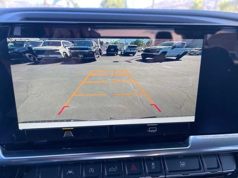 Used 2025 Chevrolet Silverado 1500 LT image 34