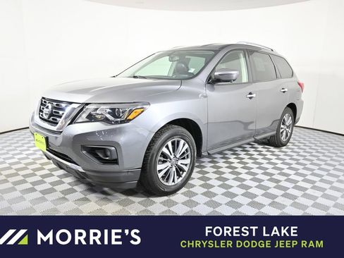 Used 2020 Nissan Pathfinder SL image 1