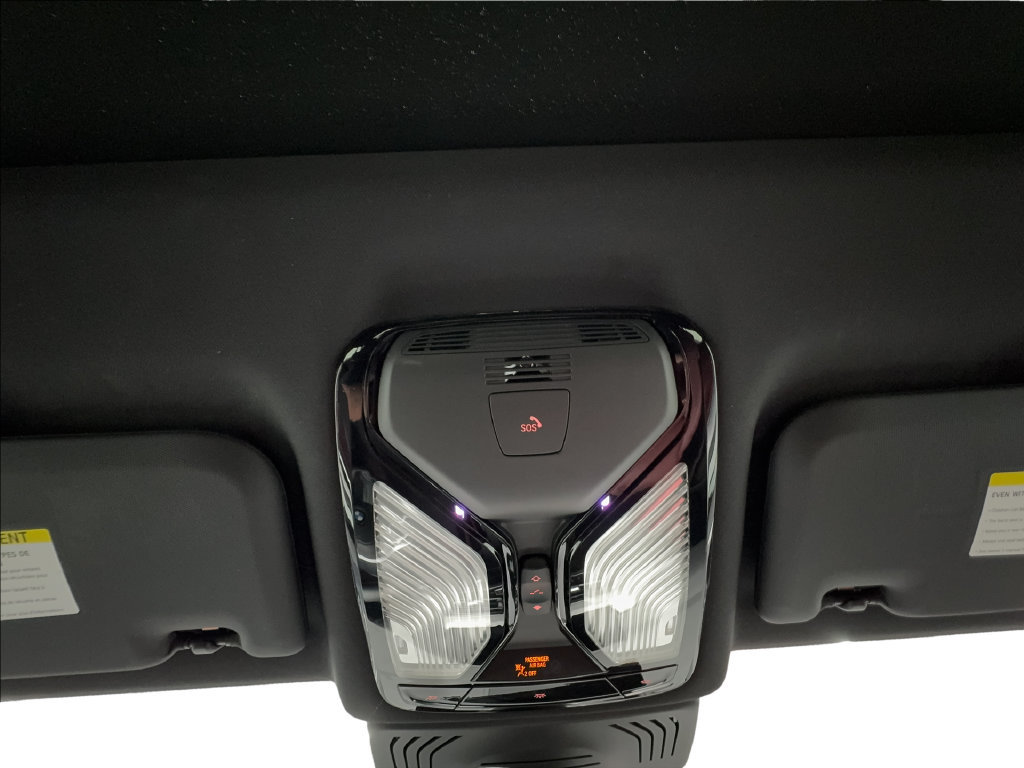 Used 2025 BMW X4 xDrive30i w/ M Sport Package AWD/4WD image 52