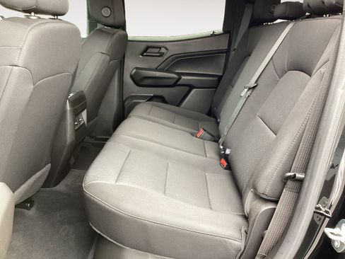 Used 2023 Chevrolet Colorado Trail Boss w/ Technology Package image 26