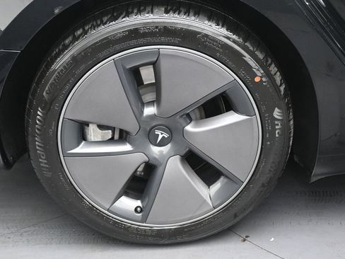 Used 2023 Tesla Model 3 Standard Range RWD image 34