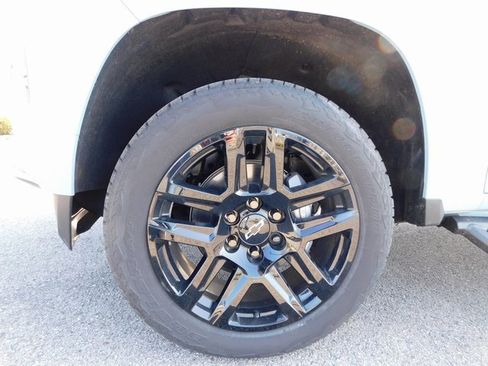 New 2025 Chevrolet Colorado Z71 w/ Technology Package image 14